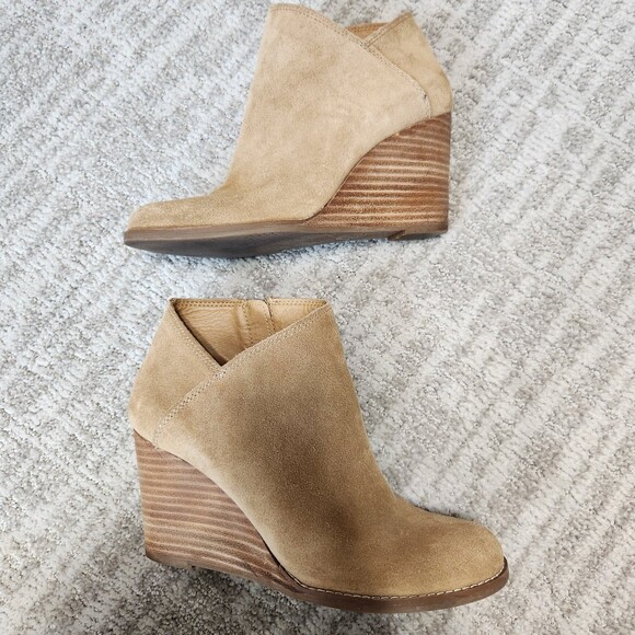 Lucky Brand womens Yakeena brown suede wedge bootie boot size 7.5 - Picture 4 of 11